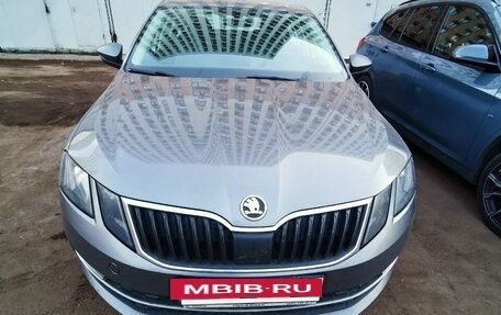 Skoda Octavia, 2017 год, 1 600 000 рублей, 10 фотография