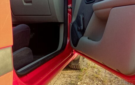 Renault Symbol I, 2005 год, 290 000 рублей, 8 фотография