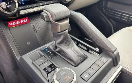 Toyota Tacoma, 2026 год, 8 213 000 рублей, 13 фотография