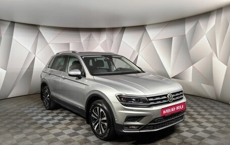 Volkswagen Tiguan II, 2019 год, 2 365 000 рублей, 3 фотография