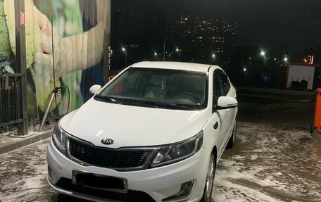 KIA Rio III рестайлинг, 2014 год, 800 000 рублей, 2 фотография
