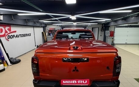 Mitsubishi L200 IV рестайлинг, 2019 год, 6 000 000 рублей, 4 фотография