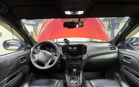 Mitsubishi L200 IV рестайлинг, 2019 год, 6 000 000 рублей, 7 фотография