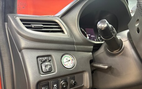 Mitsubishi L200 IV рестайлинг, 2019 год, 6 000 000 рублей, 11 фотография