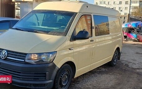 Volkswagen Transporter T6 рестайлинг, 2016 год, 1 350 000 рублей, 2 фотография