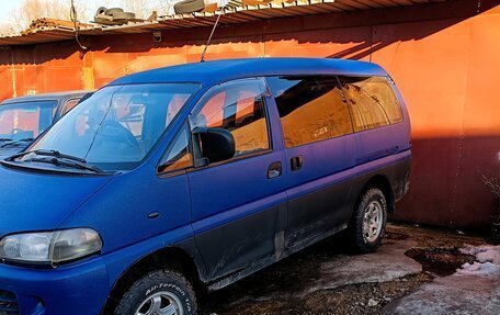 Mitsubishi Delica IV, 1996 год, 900 000 рублей, 3 фотография