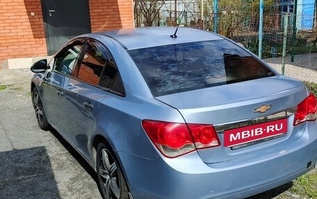 Chevrolet Cruze II, 2010 год, 500 000 рублей, 2 фотография