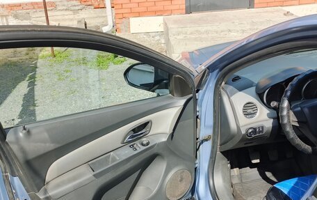 Chevrolet Cruze II, 2010 год, 500 000 рублей, 5 фотография