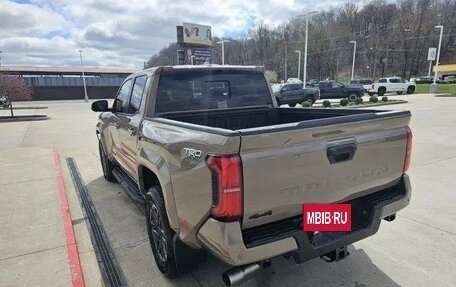 Toyota Tacoma, 2026 год, 7 988 000 рублей, 3 фотография