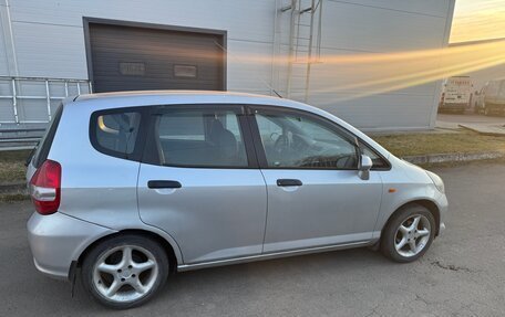 Honda Jazz I рестайлинг, 2003 год, 420 000 рублей, 4 фотография