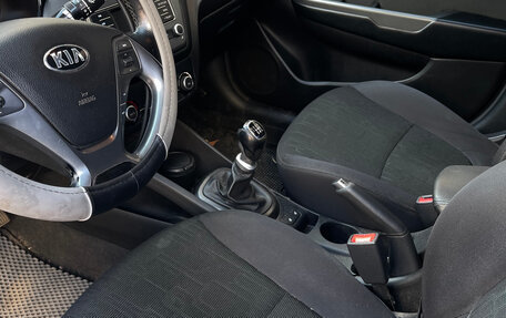 KIA Rio III рестайлинг, 2015 год, 980 000 рублей, 5 фотография