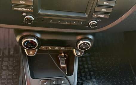 KIA Rio IV, 2017 год, 1 200 000 рублей, 8 фотография