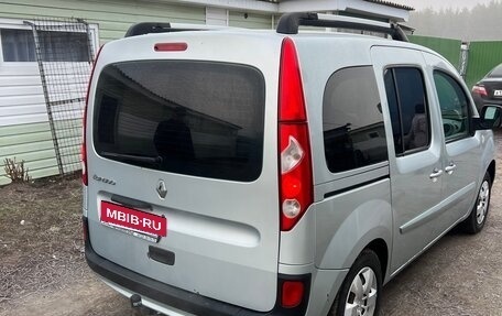 Renault Kangoo II рестайлинг, 2011 год, 750 000 рублей, 7 фотография