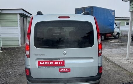 Renault Kangoo II рестайлинг, 2011 год, 750 000 рублей, 6 фотография