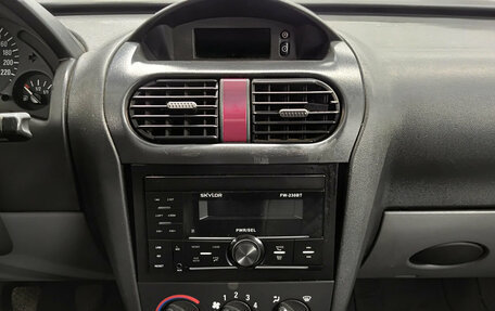 Opel Corsa C рестайлинг, 2001 год, 230 000 рублей, 19 фотография