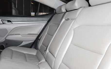 Hyundai Elantra VI рестайлинг, 2015 год, 1 309 000 рублей, 18 фотография