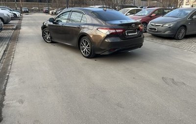 Toyota Camry, 2021 год, 2 800 000 рублей, 1 фотография