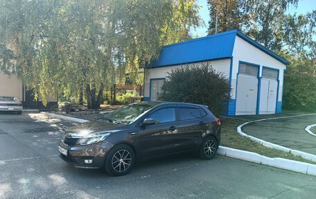 KIA Rio III рестайлинг, 2015 год, 990 000 рублей, 4 фотография