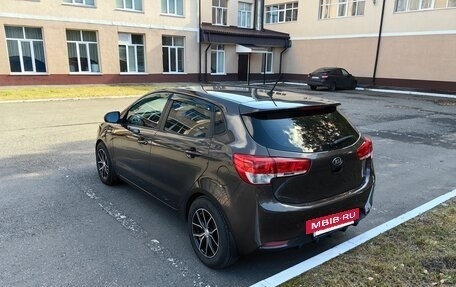 KIA Rio III рестайлинг, 2015 год, 990 000 рублей, 5 фотография