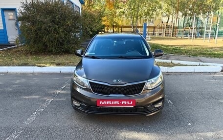 KIA Rio III рестайлинг, 2015 год, 990 000 рублей, 3 фотография