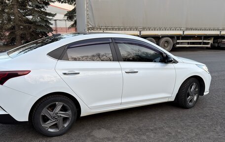 Hyundai Solaris II рестайлинг, 2020 год, 1 750 000 рублей, 10 фотография