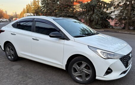 Hyundai Solaris II рестайлинг, 2020 год, 1 750 000 рублей, 11 фотография