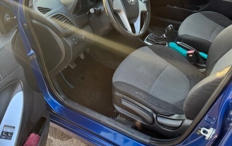 Hyundai Solaris II рестайлинг, 2013 год, 490 000 рублей, 5 фотография