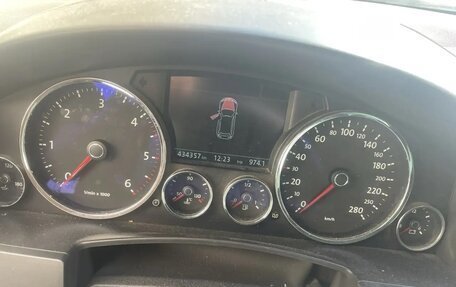 Volkswagen Touareg III, 2007 год, 1 200 000 рублей, 11 фотография