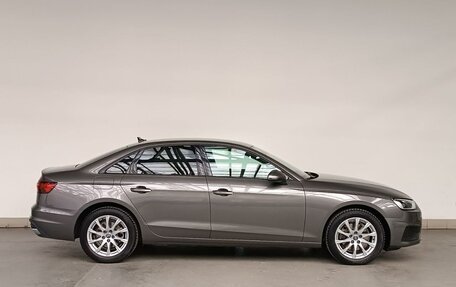 Audi A4, 2021 год, 3 700 000 рублей, 8 фотография