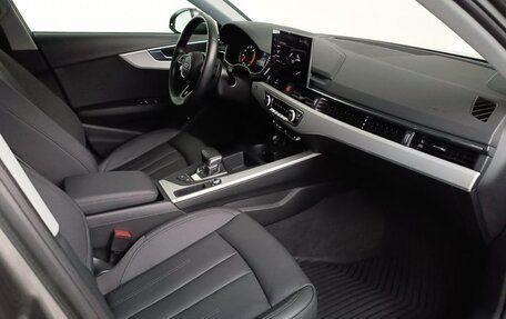 Audi A4, 2021 год, 3 700 000 рублей, 24 фотография