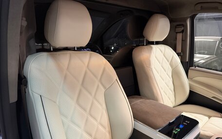 Mercedes-Benz V-Класс, 2025 год, 35 700 000 рублей, 28 фотография