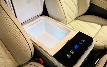 Mercedes-Benz V-Класс, 2025 год, 35 700 000 рублей, 30 фотография