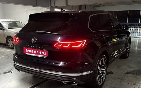 Volkswagen Touareg III, 2018 год, 5 050 000 рублей, 3 фотография