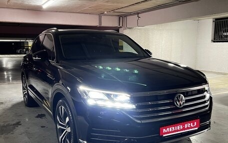 Volkswagen Touareg III, 2018 год, 5 050 000 рублей, 2 фотография