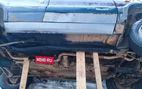 Chevrolet Niva I рестайлинг, 2004 год, 180 000 рублей, 11 фотография