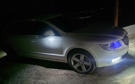 Skoda Superb III рестайлинг, 2012 год, 735 000 рублей, 6 фотография