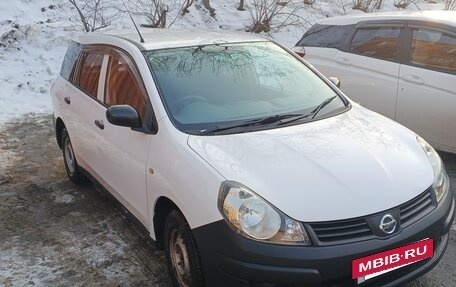 Nissan AD III, 2010 год, 370 000 рублей, 2 фотография