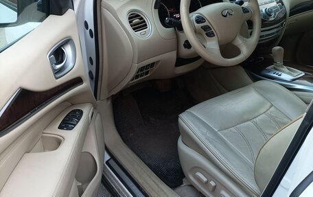 Infiniti JX, 2013 год, 9 фотография