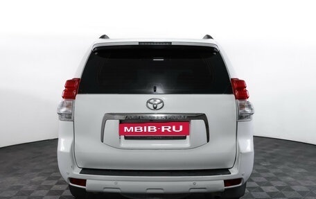 Toyota Land Cruiser Prado 150 рестайлинг 2, 2011 год, 2 450 000 рублей, 5 фотография