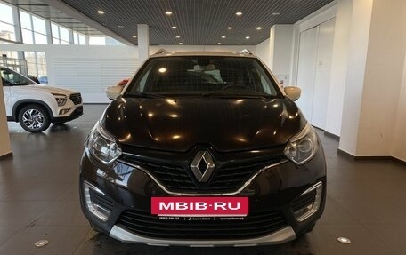 Renault Kaptur I рестайлинг, 2018 год, 1 630 000 рублей, 8 фотография