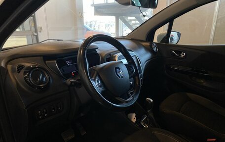 Renault Kaptur I рестайлинг, 2018 год, 1 630 000 рублей, 22 фотография