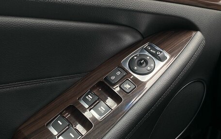 KIA K7, 2015 год, 1 835 000 рублей, 23 фотография