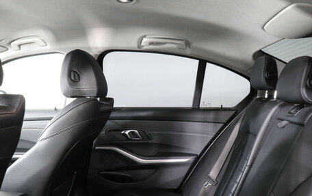 BMW 3 серия, 2019 год, 3 599 000 рублей, 13 фотография