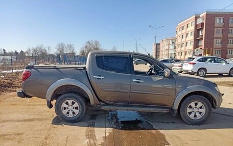 Mitsubishi L200 IV рестайлинг, 2011 год, 1 300 000 рублей, 6 фотография