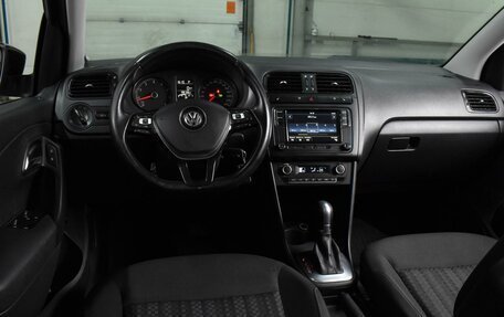 Volkswagen Polo VI (EU Market), 2016 год, 1 047 000 рублей, 6 фотография