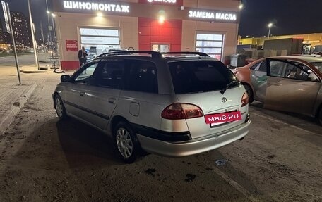 Toyota Avensis III рестайлинг, 2000 год, 680 000 рублей, 3 фотография