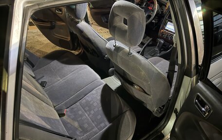 Toyota Avensis III рестайлинг, 2000 год, 680 000 рублей, 13 фотография