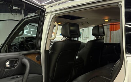 Infiniti QX56, 2011 год, 2 800 000 рублей, 11 фотография