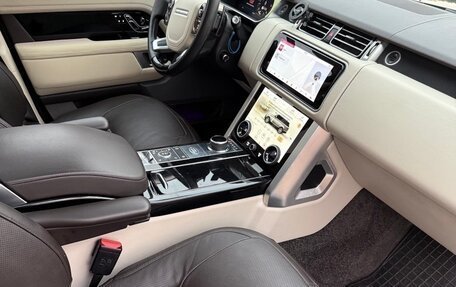 Land Rover Range Rover IV рестайлинг, 2018 год, 6 500 000 рублей, 9 фотография