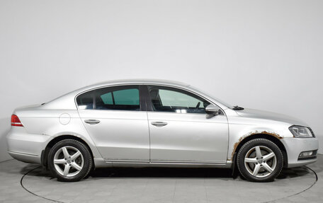 Volkswagen Passat B7, 2011 год, 625 000 рублей, 4 фотография
